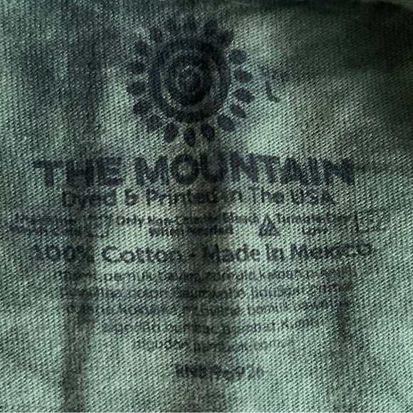 Vintage The Mountain Tree Man & The Moon T Shirt Size Large Short Sleeve Tye Dye - Picture 2 of 5